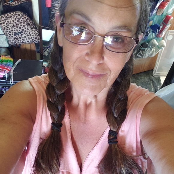 Meet your Posher, Sherrie - Picture 1 of 4